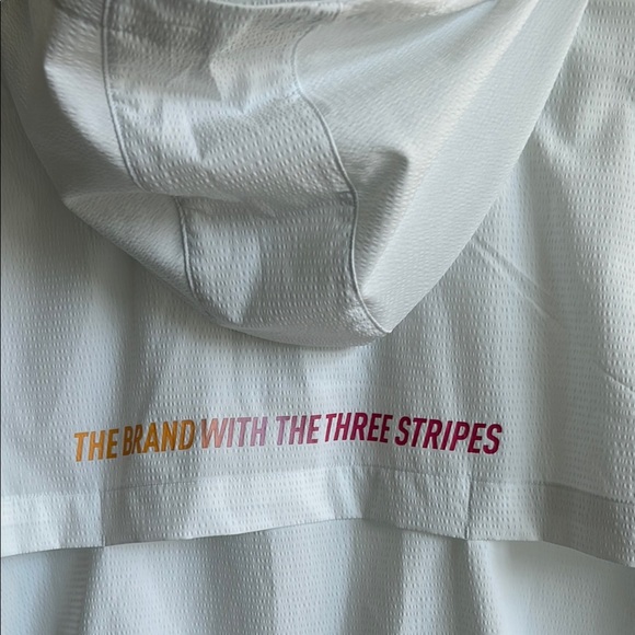 adidas White Utility Jacket with Hood and Half-Zip with excellent condition - Picture 8 of 12